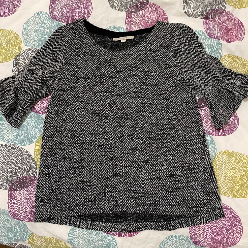 Loft ruffle sleeve jacquard top